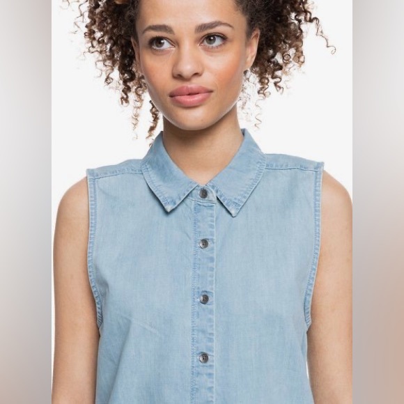 🐚ROXY Stellar Swell Denim Romper🐚 - Picture 6 of 13